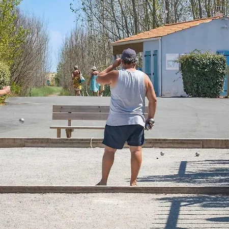 A 200m Piscine 4 Eeic0a Villa