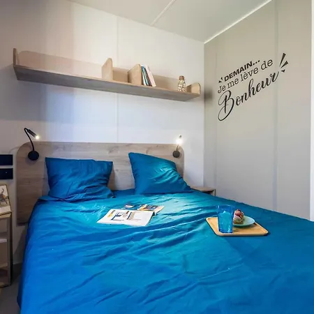 4 Etoiles - Parc Aquatique - Eeic0a *