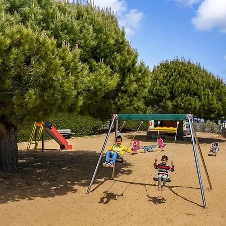 Kamp alanı Zecamping 4 Etoiles 200M De La Plage Piscine Couverte Pet Friendly Animations 4*